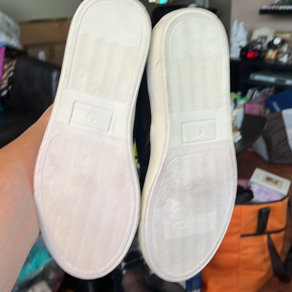 Steve Madden Women’s 3D Sequinned Black Velvety Upper Slip On Shoes Sz 6.  New! - Picture 5 of 5